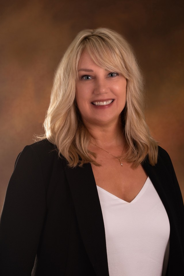 Lisa A Haun